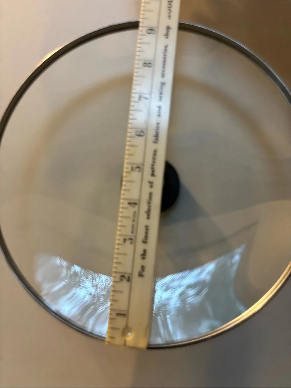 The Pampered Chef Replacment Lid 9 inches inside